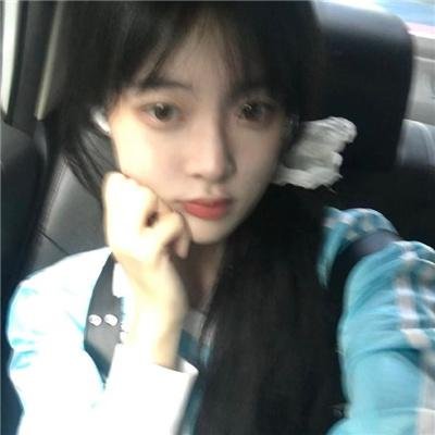 恰逢承书听雨时